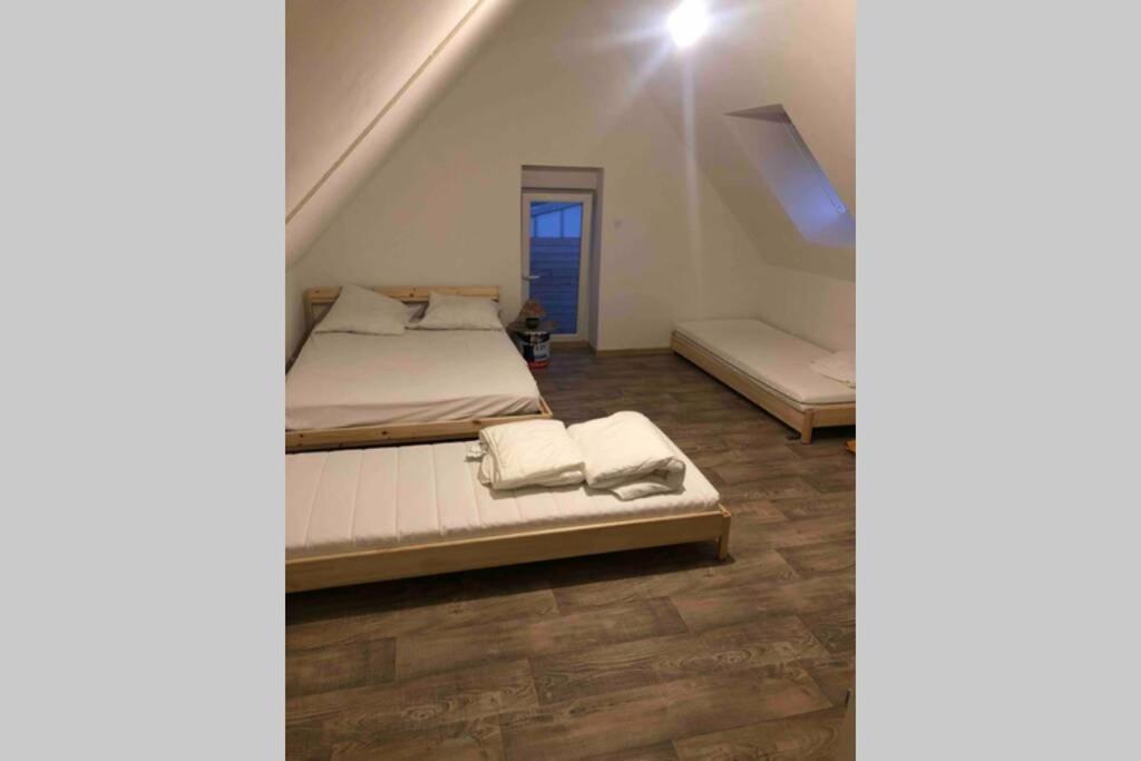 Charmante Maison A Deux Pas De La Mer Gouville-sur-Mer Εξωτερικό φωτογραφία